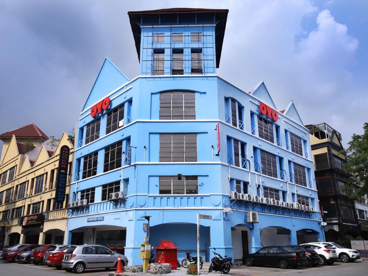 Oyo 43963 T Signature Hotel Petaling Jaya Exterior foto